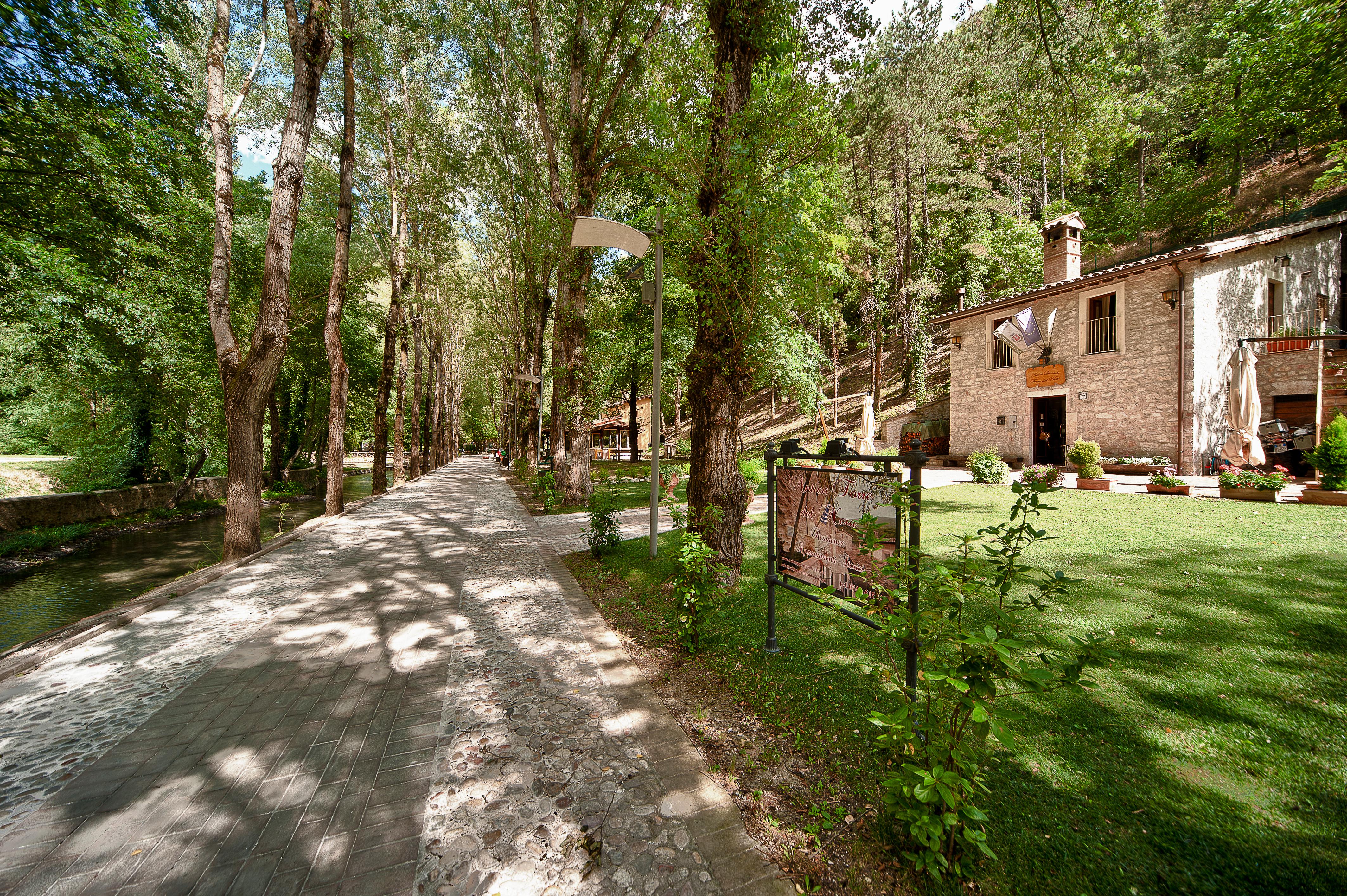 Torre Del Nera Albergo Diffuso & Spa Scheggino Exterior foto
